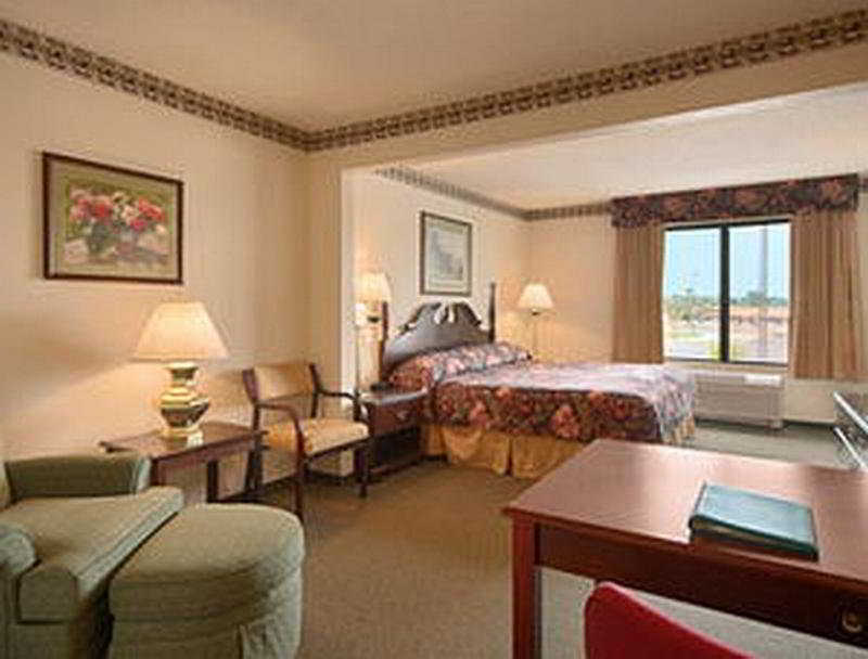 Wingate By Wyndham Airport - Rockville Road Indianapolis Exterior foto